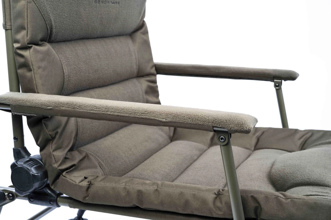 Avid Carp Benchmark Memory Foam Recliner Chair. 2 Avid Carp Benchmark Memory Foam Recliner Chair.