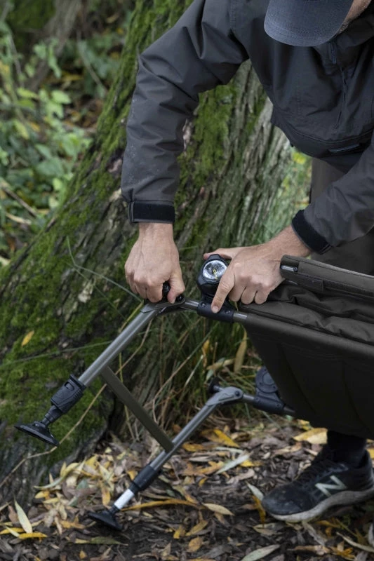 Avid Carp Benchmark Memory Foam Recliner Chair. 4 Avid Carp Benchmark Memory Foam Recliner Chair.