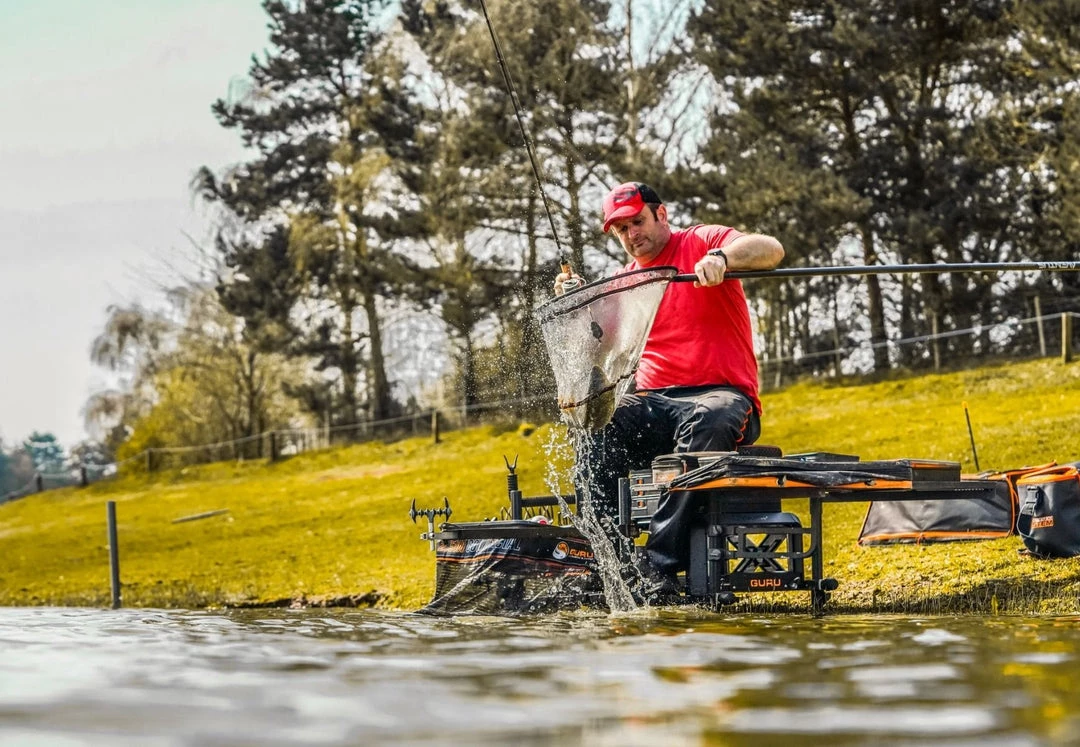 Guru Aventus Landing Net Handle 4m + 1 3 Guru Aventus Landing Net Handle 4m + 1