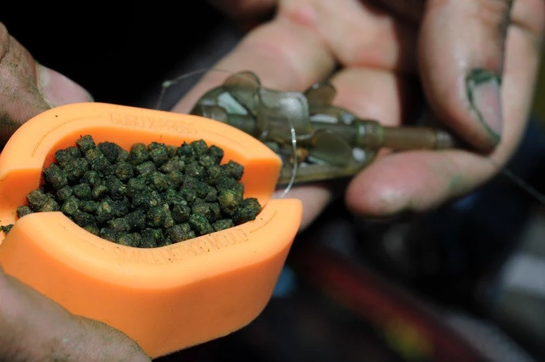 CARP Guru X Press Method Moulds 2 CARP Guru X Press Method Moulds