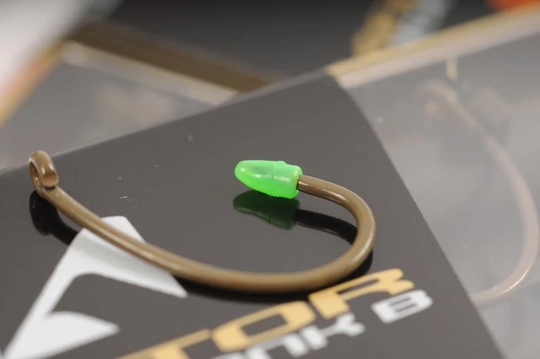 Korda Kaptor Kurv Shank Hooks ( Weed Green ) CARP 3 Korda Kaptor Kurv Shank Hooks ( Weed Green ) CARP