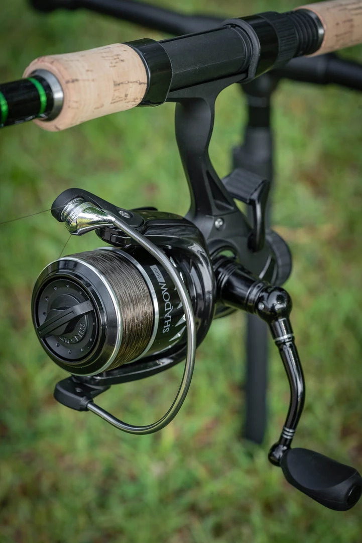 CARP KORUM SHADOW FREESPOOL REELS AND SPARE SPOOLS. 1 CARP KORUM SHADOW FREESPOOL REELS AND SPARE SPOOLS.